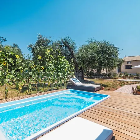 Case de vacanță Lavredakos