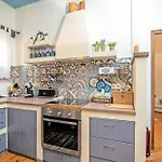 Lavredakos 度假居