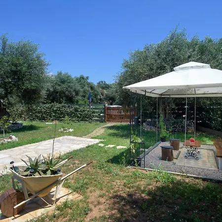 Lavredakos * Peritheia
