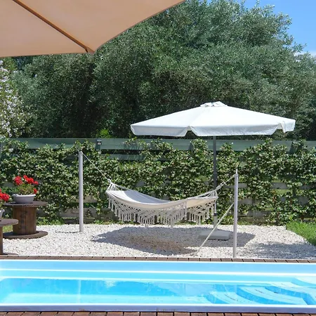 Case de vacanță Lavrendakos Peritheia