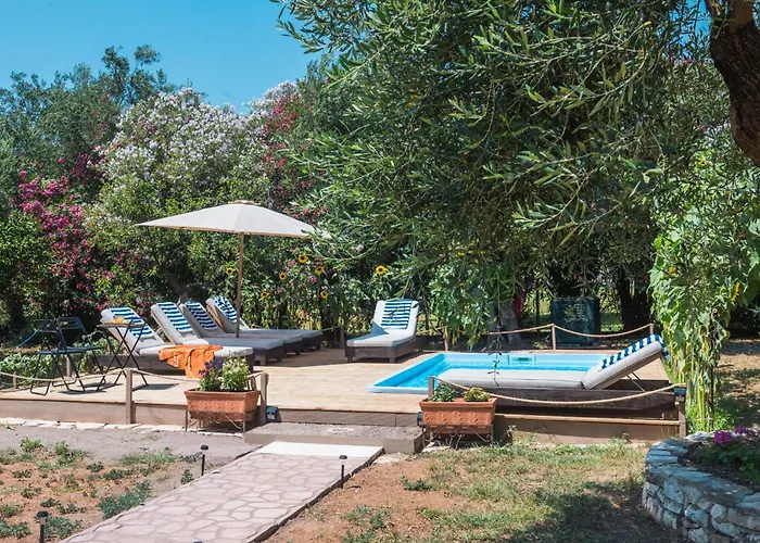 Lavredakos Dom wakacyjny Peritheia
