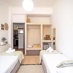 Nyaraló Lavredakos *