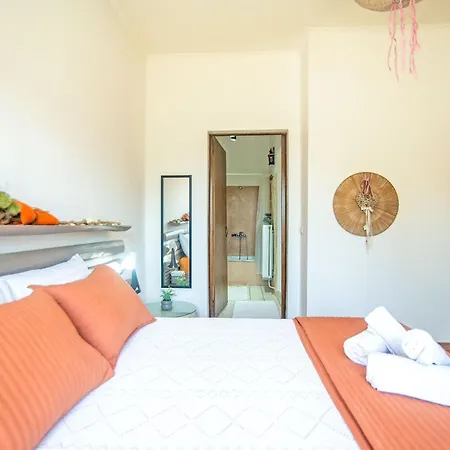 Lavredakos * Peritheia